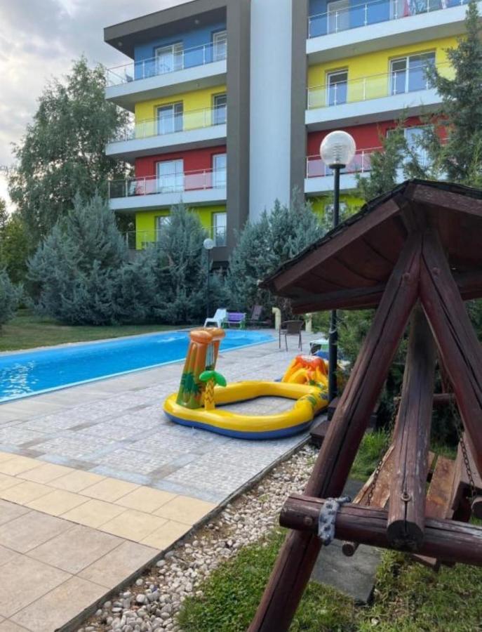 Tranzzit Airport Apartment II Otopeni Exterior photo