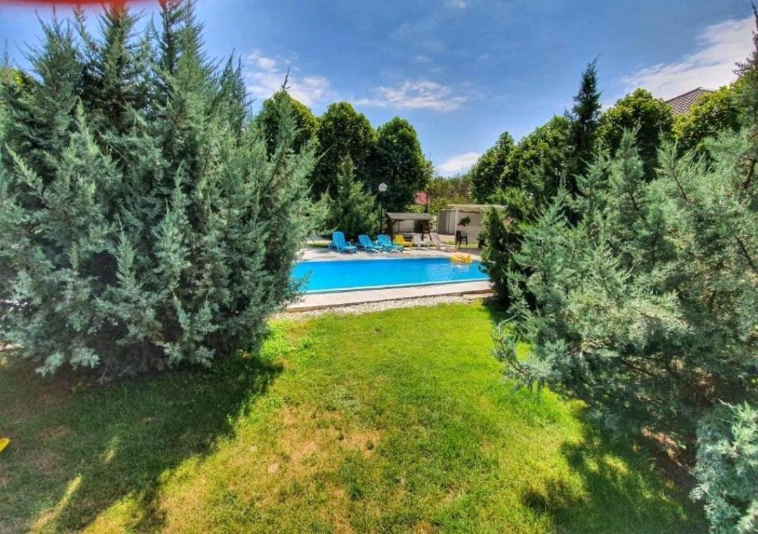 Tranzzit Airport Apartment II Otopeni Exterior photo