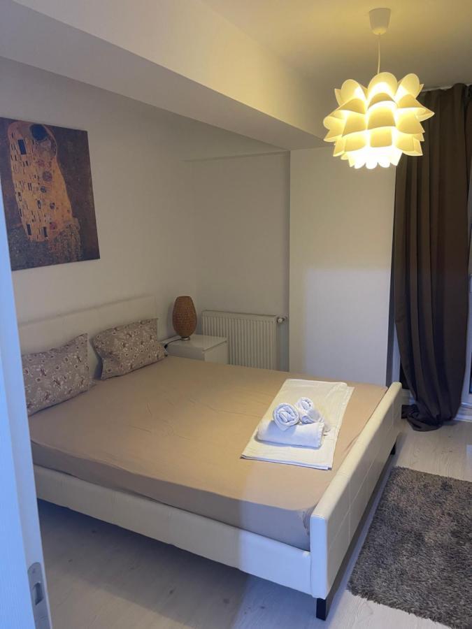 Tranzzit Airport Apartment II Otopeni Exterior photo