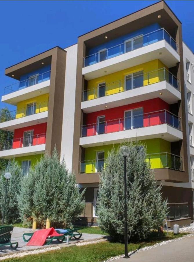 Tranzzit Airport Apartment II Otopeni Exterior photo